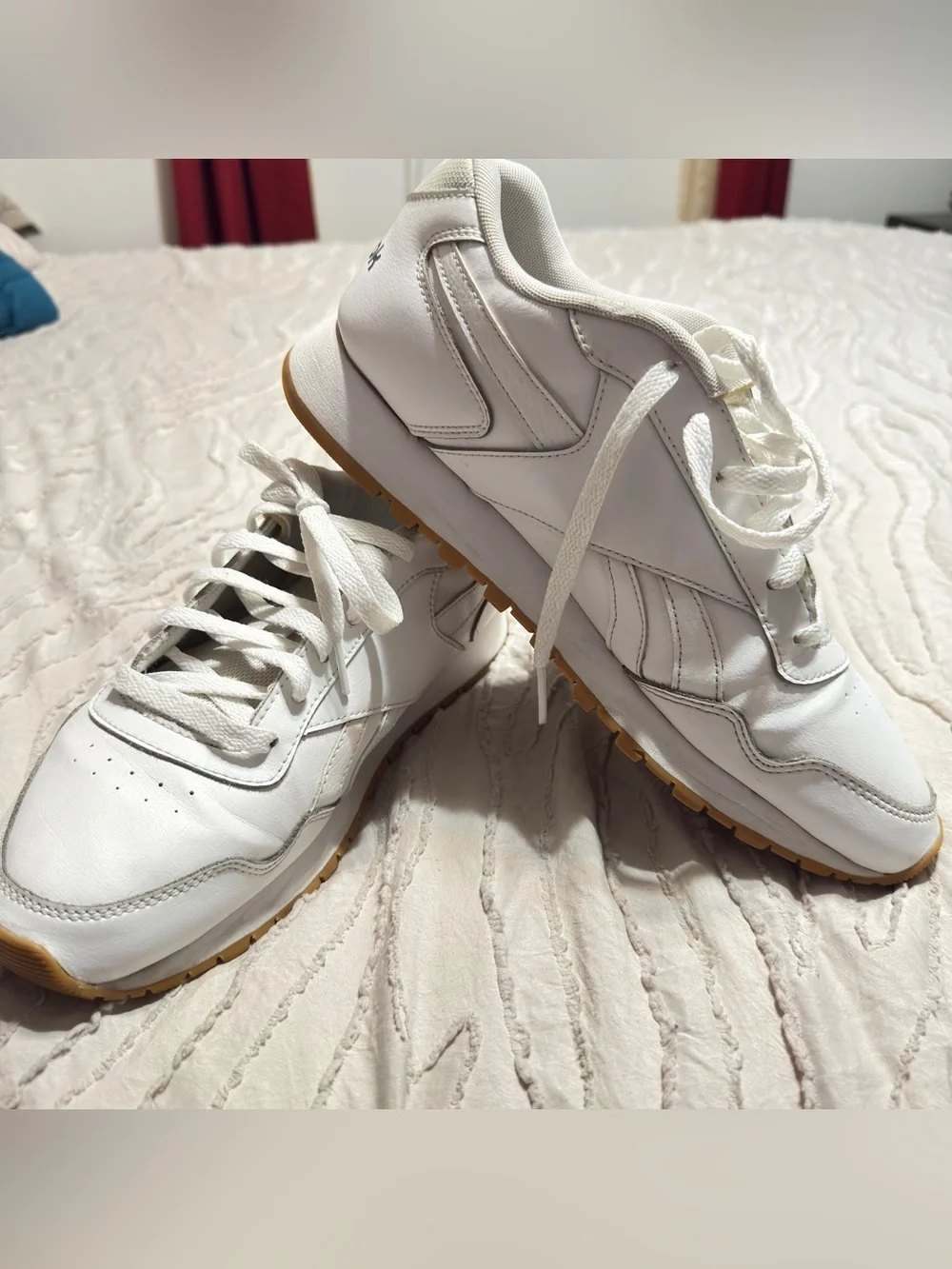 Reebok classic low